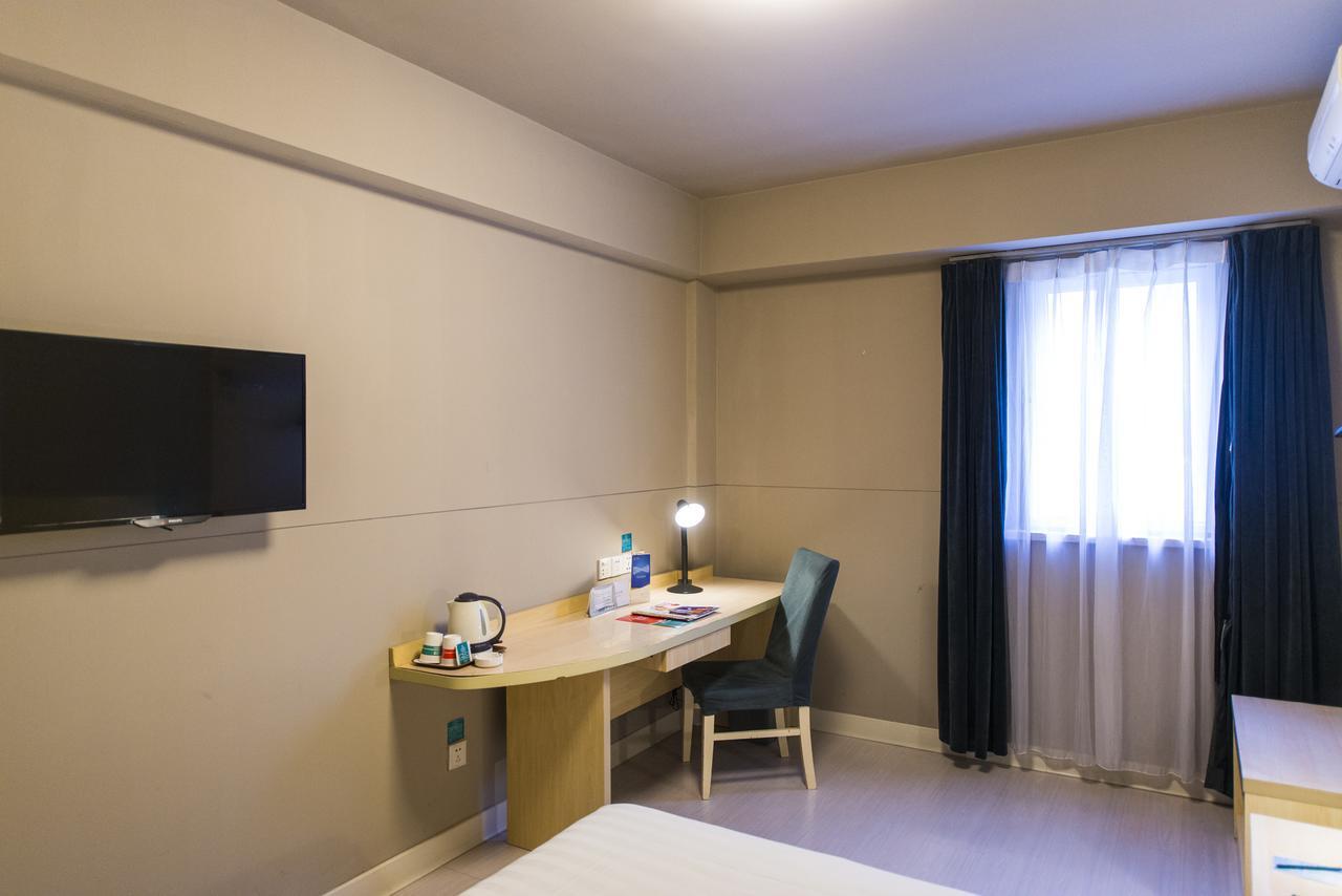 Jingjiang Inn Taiyuan Fuxi Street Wanda Plaza Bagian luar foto