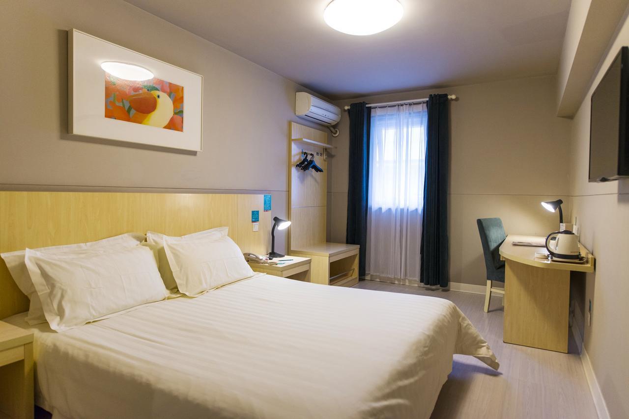 Jingjiang Inn Taiyuan Fuxi Street Wanda Plaza Bagian luar foto