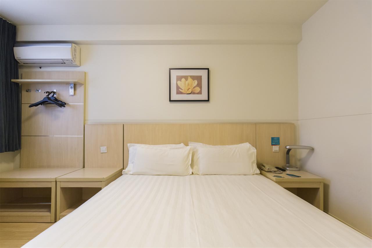 Jingjiang Inn Taiyuan Fuxi Street Wanda Plaza Bagian luar foto