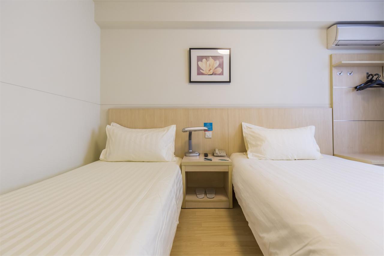 Jingjiang Inn Taiyuan Fuxi Street Wanda Plaza Bagian luar foto