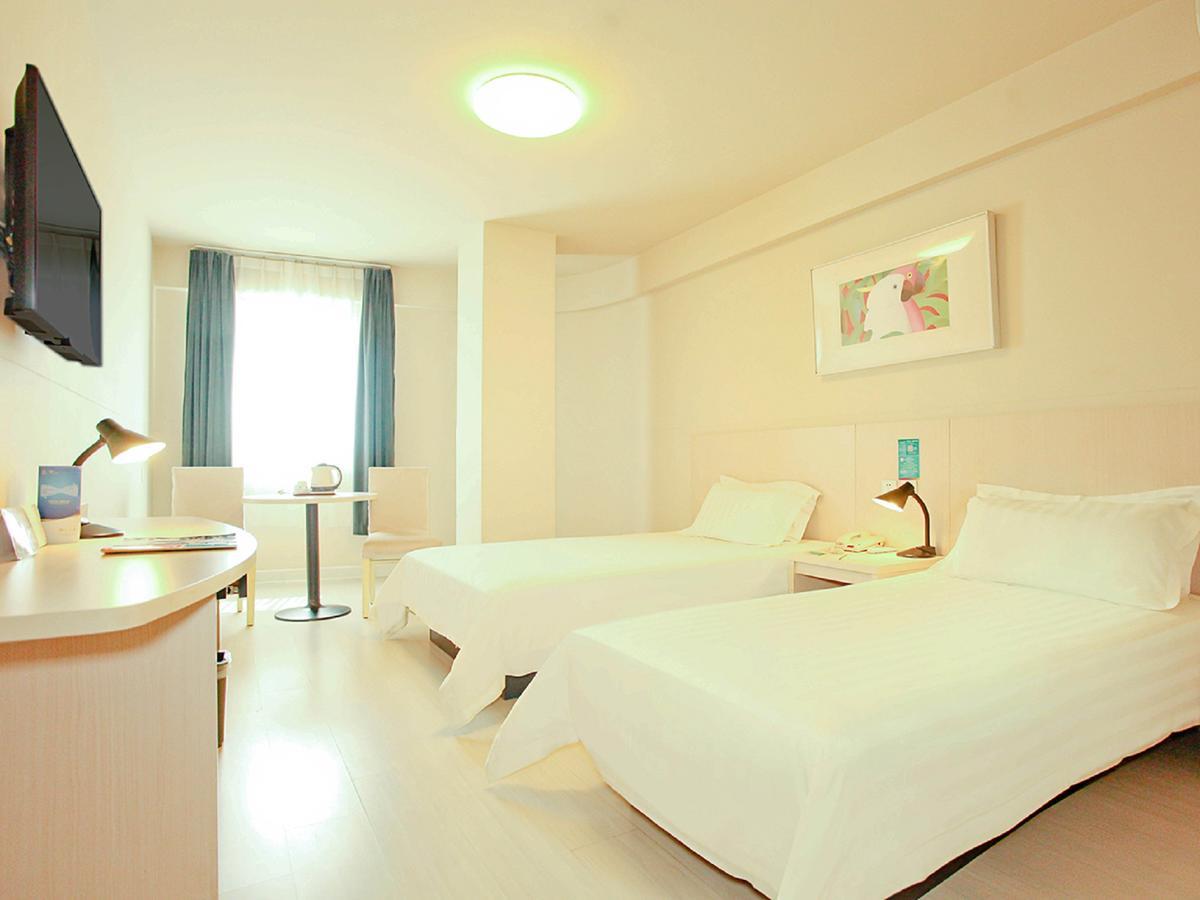 Jingjiang Inn Taiyuan Fuxi Street Wanda Plaza Bagian luar foto