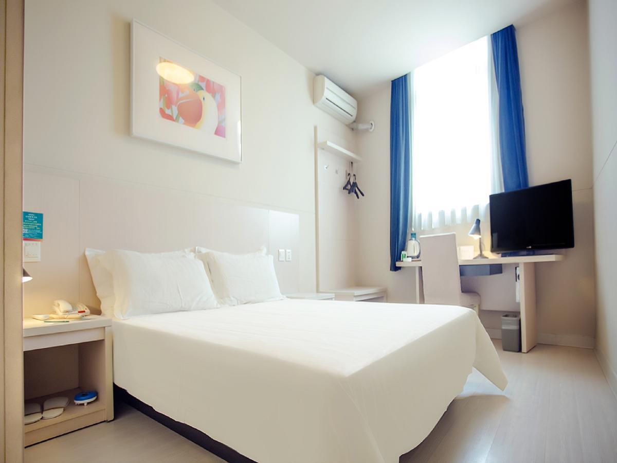 Jingjiang Inn Taiyuan Fuxi Street Wanda Plaza Bagian luar foto
